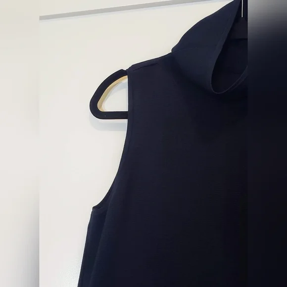 Chico's Travelers Mock Neck Sleeveless Top Tank Slinky Knit Navy Blue Size 1 - Picture 4 of 11